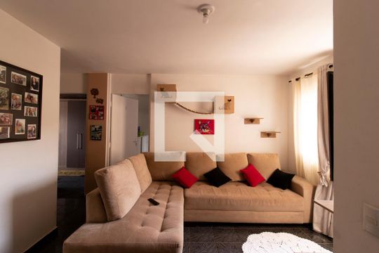 Apartamento à venda com 2 quartos, 55m² em Vila Iório, São Paulo