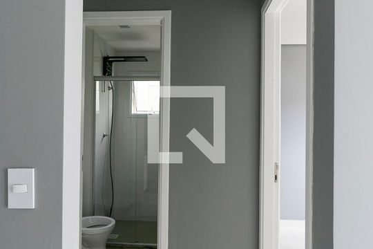 Corredor de apartamento à venda com 1 quarto, 40m² em Vila Regente Feijó, São Paulo