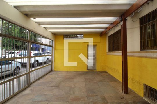 Garagem de casa de condomínio à venda com 4 quartos, 207m² em Vila Caminho do Mar, São Bernardo do Campo