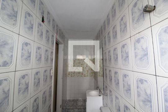 Banheiro 1 suite de casa de condomínio à venda com 4 quartos, 207m² em Vila Caminho do Mar, São Bernardo do Campo