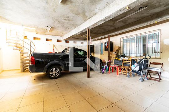 Garagem de casa à venda com 9 quartos, 320m² em Vila Guarani (z Sul), São Paulo