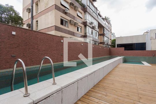 Área comum - Piscina de apartamento à venda com 2 quartos, 84m² em Auxiliadora, Porto Alegre