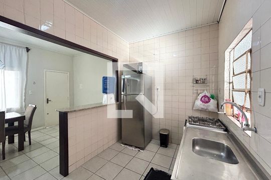 Cozinha de casa para alugar com 2 quartos, 110m² em Vila Nova, Novo Hamburgo
