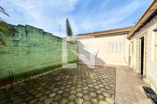 Vista/Sala de casa à venda com 2 quartos, 110m² em Vila Nova, Novo Hamburgo