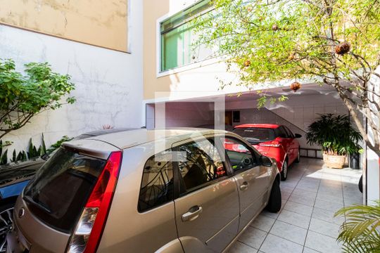 Garagem de casa à venda com 3 quartos, 227m² em Vila Dom Pedro I, São Paulo