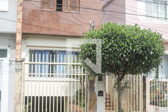 Fachada de casa para alugar com 3 quartos, 160m² em São José, São Caetano do Sul