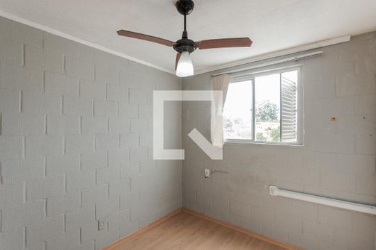Quarto 1 de apartamento à venda com 2 quartos, 50m² em Rubem Berta, Porto Alegre