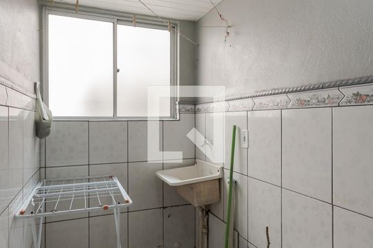 Cozinha e Área de Serviço de apartamento à venda com 2 quartos, 50m² em Rubem Berta, Porto Alegre