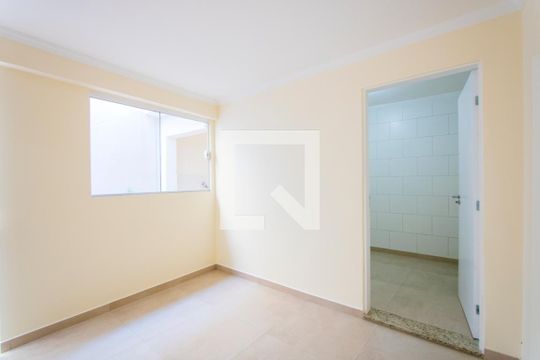 Quarto 2  de casa à venda com 2 quartos, 125m² em Cidade São Jorge, Santo André