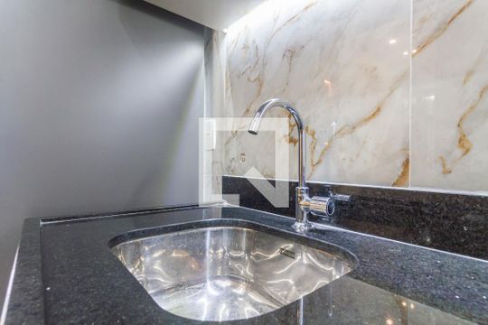 Cozinha de kitnet/studio à venda com 1 quarto, 26m² em Cerqueira César, São Paulo
