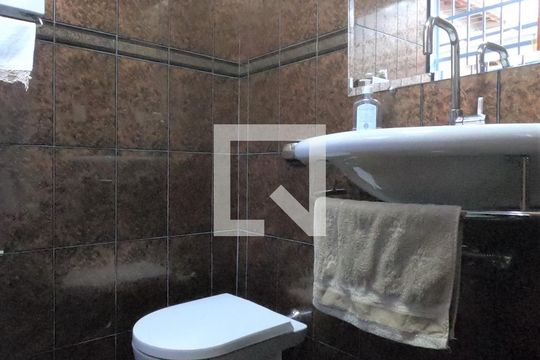 Lavabo de casa à venda com 3 quartos, 222m² em Jardim Paraventi, Guarulhos