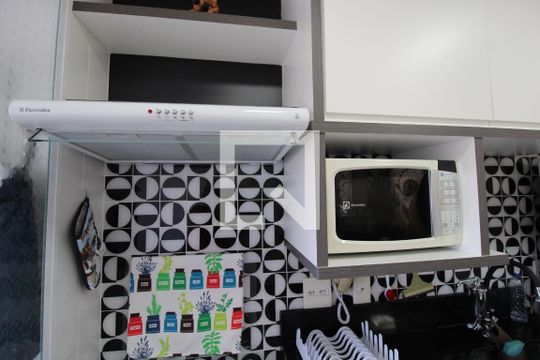 Cozinha de apartamento à venda com 2 quartos, 50m² em Vila Industrial, Campinas