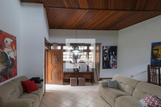 Sala de casa para alugar com 4 quartos, 632m² em Jardim Apolo Ii, São José dos Campos