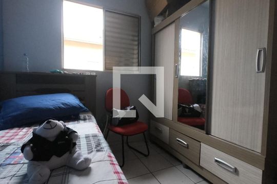 Quarto 2 de casa de condomínio para alugar com 2 quartos, 48m² em Residencial Parque Cumbica, Guarulhos