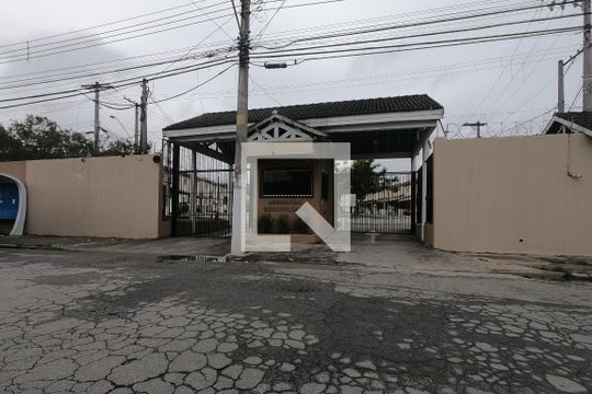 Fachada de casa de condomínio para alugar com 2 quartos, 48m² em Residencial Parque Cumbica, Guarulhos