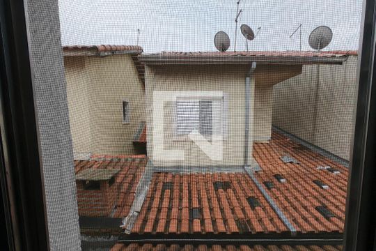Vista do quarto 2 de casa de condomínio para alugar com 2 quartos, 48m² em Residencial Parque Cumbica, Guarulhos
