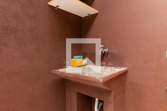 Área de Serviço de casa para alugar com 1 quarto, 50m² em Chácara Mafalda, São Paulo