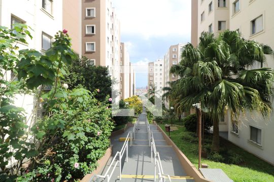 Vista de apartamento para alugar com 3 quartos, 70m² em Vila Bancária, São Paulo
