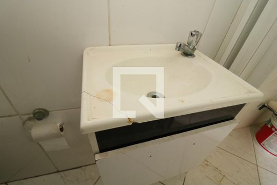 Banheiro de apartamento para alugar com 3 quartos, 70m² em Vila Bancária, São Paulo