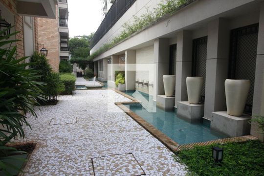 Área comum de apartamento para alugar com 2 quartos, 96m² em Jardim Leonor, São Paulo