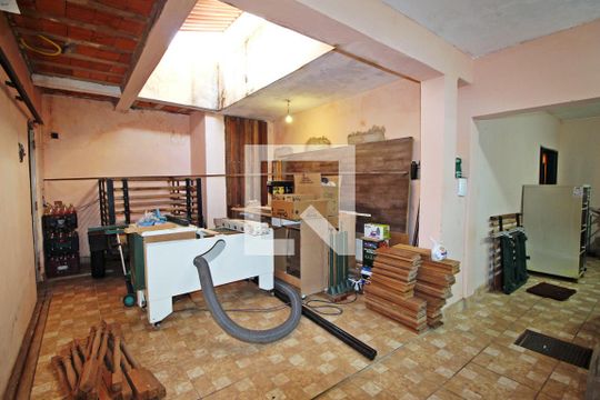 Garagem de casa à venda com 4 quartos, 700m² em Jardim Itatiaia, Campinas