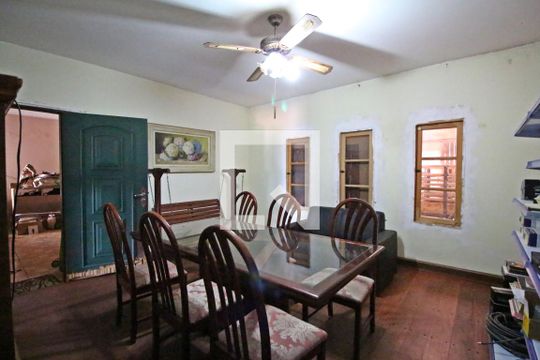 Sala de estar 1 de casa à venda com 4 quartos, 700m² em Jardim Itatiaia, Campinas
