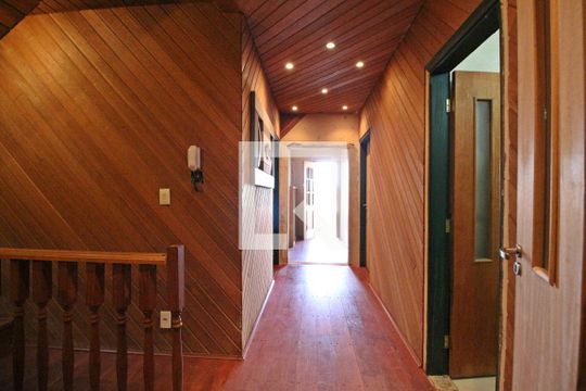 Corredor de casa à venda com 4 quartos, 700m² em Jardim Itatiaia, Campinas