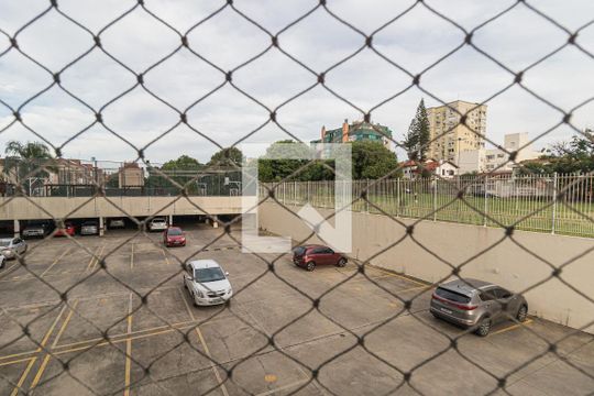 Vista do Quarto 2 de apartamento à venda com 3 quartos, 69m² em Vila Ipiranga, Porto Alegre