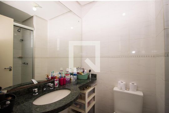 Banheiro da Suíte de apartamento à venda com 3 quartos, 103m² em Santo Antônio, Porto Alegre