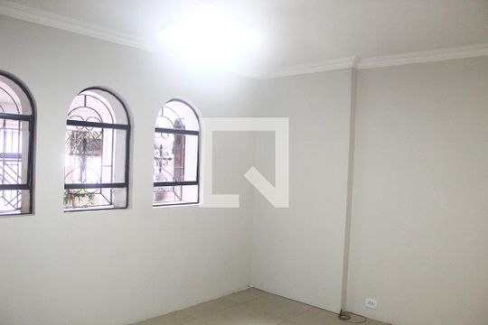 Sala de casa para alugar com 3 quartos, 132m² em Vila Pedra Branca, São Paulo