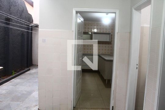 Área de Serviço de casa para alugar com 3 quartos, 132m² em Vila Pedra Branca, São Paulo