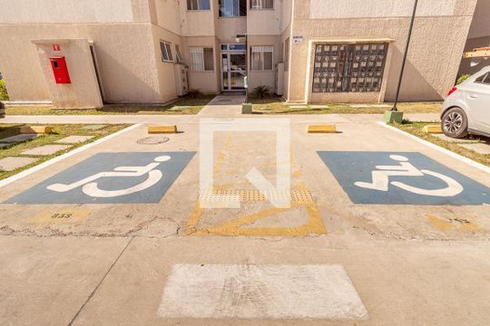 Garagem / Vaga para Cadeirante de apartamento à venda com 1 quarto, 41m² em Rubem Berta, Porto Alegre