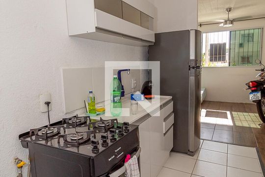 Cozinha de apartamento à venda com 1 quarto, 41m² em Rubem Berta, Porto Alegre