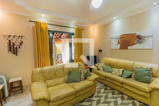 Sala de casa à venda com 3 quartos, 250m² em Jardim Popular, São Paulo