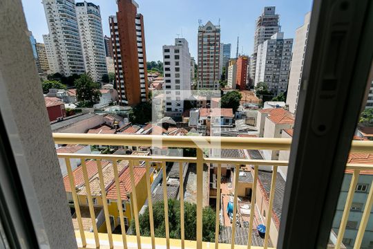 Vista do Quarto de apartamento para alugar com 1 quarto, 32m² em Pinheiros, São Paulo