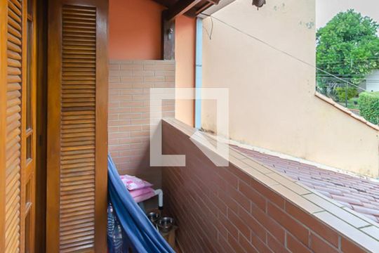 Sacada de casa à venda com 3 quartos, 166m² em Ipanema, Porto Alegre