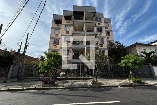 Fachada de apartamento à venda com 2 quartos, 84m² em Engenho de Dentro, Rio de Janeiro