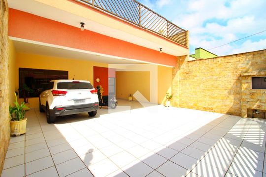 Garagem de casa à venda com 4 quartos, 300m² em Vila Camilópolis, Santo André