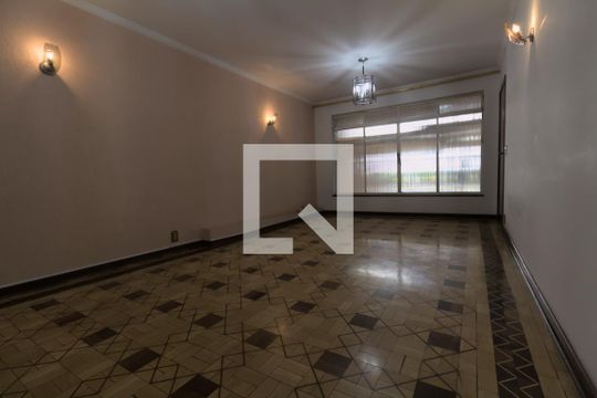 Casa à venda com 3 quartos, 178m² em Vila Ipojuca, São Paulo
