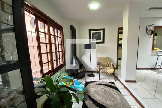 Lareira de casa à venda com 4 quartos, 230m² em Santo Afonso, Novo Hamburgo