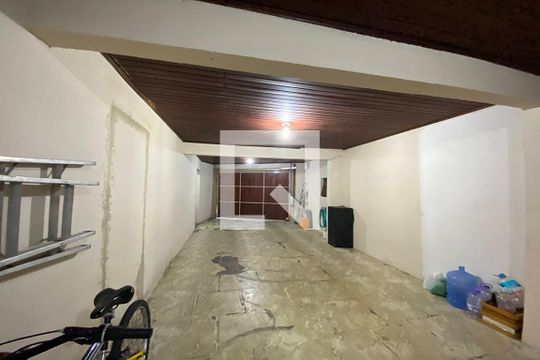 Garagem 1 de casa à venda com 4 quartos, 230m² em Santo Afonso, Novo Hamburgo