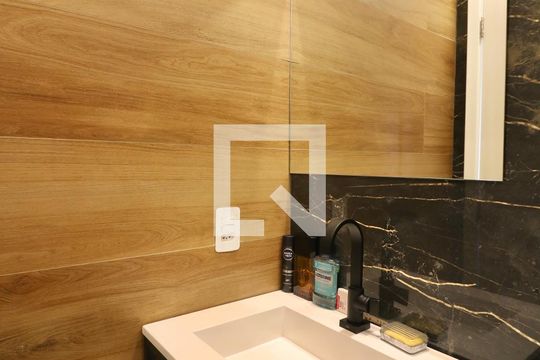 Banheiro de kitnet/studio à venda com 1 quarto, 26m² em Bela Vista, São Paulo