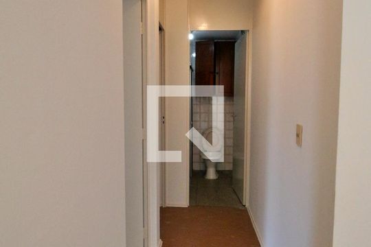 Corredor de apartamento à venda com 2 quartos, 50m² em Jardim Miranda, Campinas