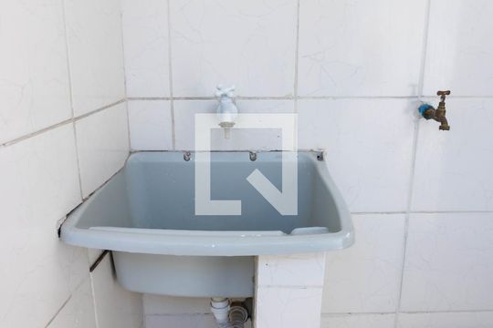 Área de Serviço de apartamento para alugar com 4 quartos, 120m² em Vila Ivone, São Paulo