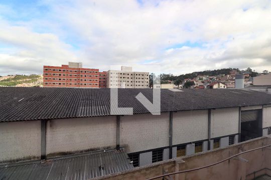Vista do Quarto 1 de apartamento para alugar com 2 quartos, 62m² em Jardim Vila Rica, Santo André