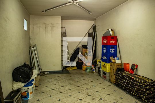 Garagem de casa à venda com 4 quartos, 202m² em Jabaquara, São Paulo