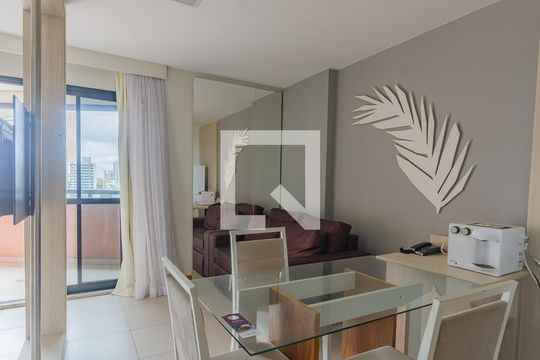 Apartamento para alugar com 1 quarto, 50m² em Caminho das Árvores, Salvador