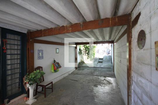 Garagem de casa à venda com 4 quartos, 600m² em Vila das Mercês, São Paulo