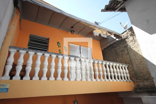 Fachada de casa à venda com 4 quartos, 600m² em Vila das Mercês, São Paulo