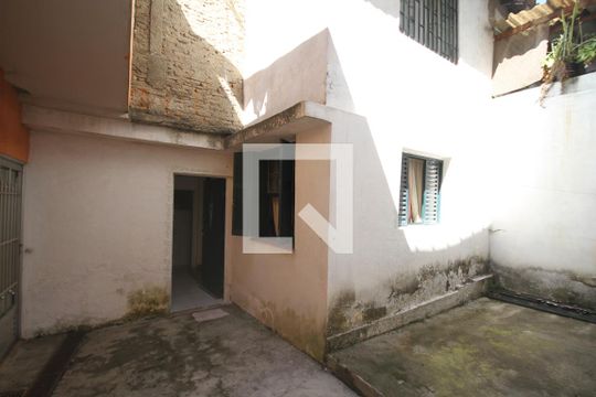 Quintal de casa à venda com 4 quartos, 600m² em Vila das Mercês, São Paulo